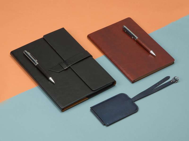 Ручка металлическая шариковая Fabrizio, черный №6