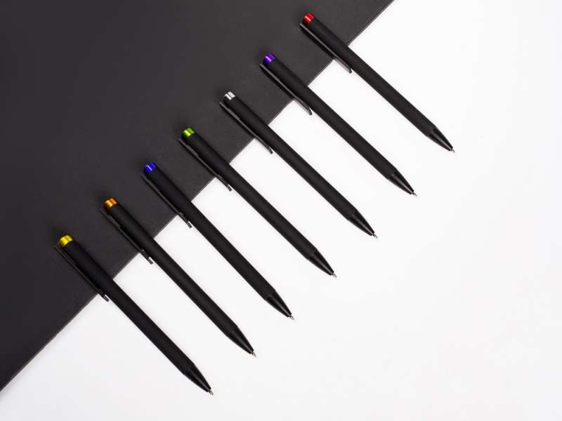 Ручка металлическая шариковая Taper Metal софт-тач с цветным зеркальным слоем, черный с синим №5