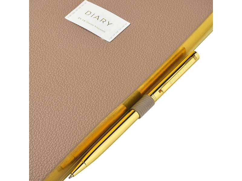 Ежедневник недатированный А5 Total beige с нашивкой, бежевый №4